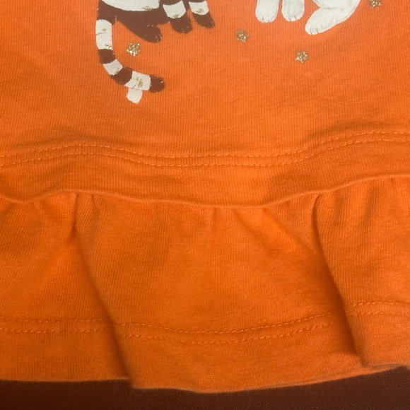 ⭐️ $1 if bundled - 18 Month CARTERS Halloween Trick or Treat shirt Please Read - Picture 4 of 5